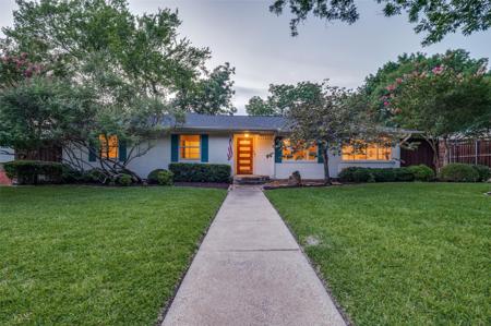 8823 Antrim Drive