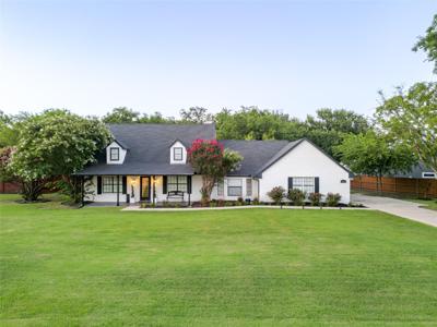 2147 Lariat Trail