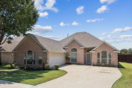 4405 Fairlake Drive
