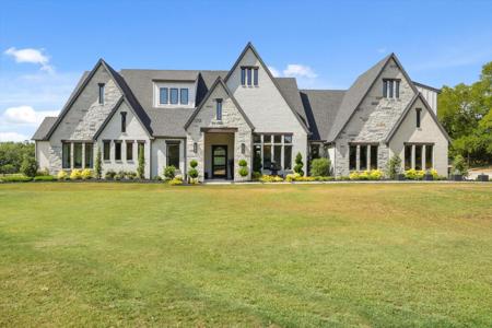 667 Crossroads Road