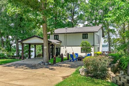 128 Knott Drive