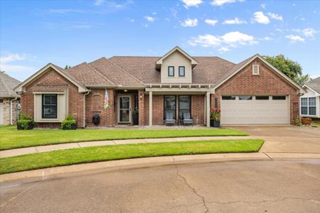 1012 Hayden Court