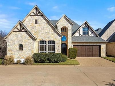 2414 Vineyard Drive