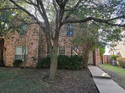 5439 Avery Lane