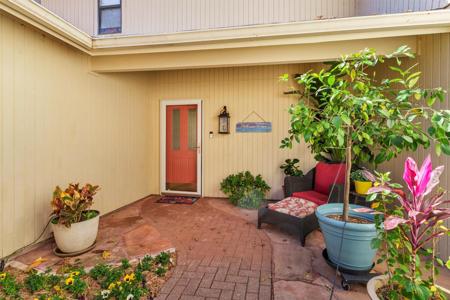 4912 Walnut Place Court