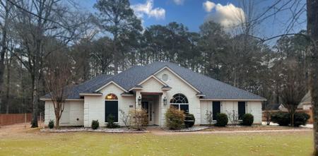 2859 Hillcrest Circle