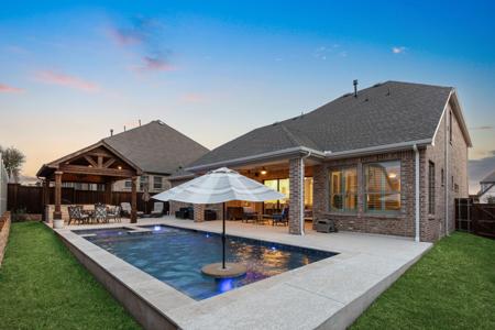 2918 Deerhurst Drive