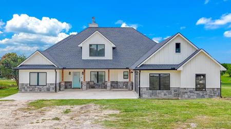2121 SE County Road 2160