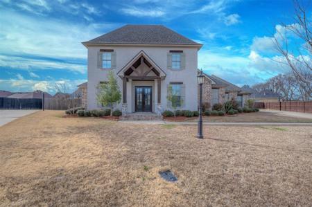 250 Piccadilly Circle