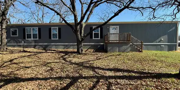 1413 Dawn Drive N