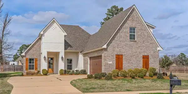 23 Turtle Creek Drive