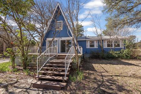 1303 W Seneca Court