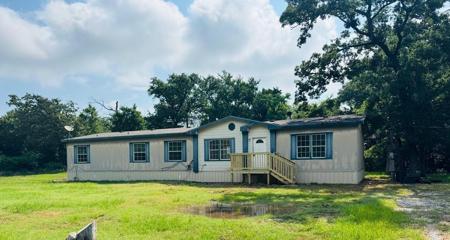 901 County Road 2406