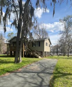 1228 C C Sandidge Road