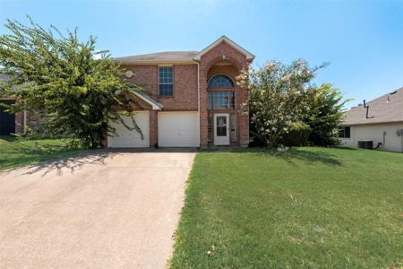 3018 Blue Jay Lane