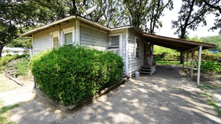 9773 Comanche Lane