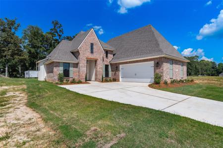 807 Walstonburg
