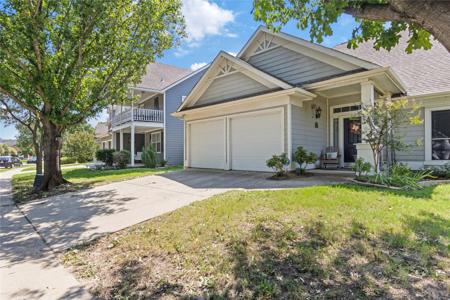 10012 Maple Drive
