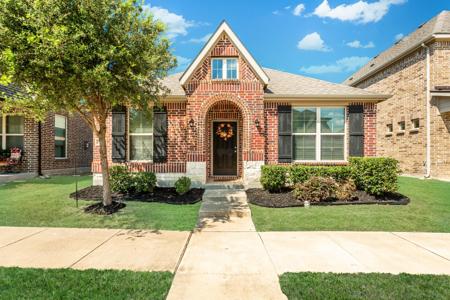 2104 Miramar Drive