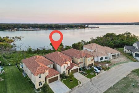 9053 Lakeside Drive
