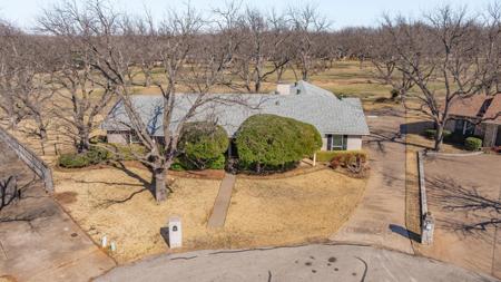 6104 N Waverly Court