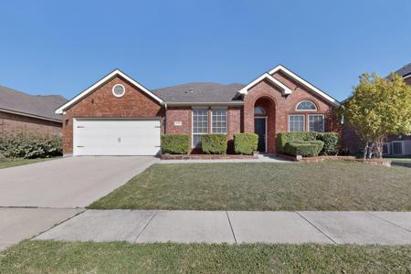 1605 Weeping Willow Lane