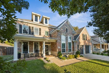 900 Water Oak Drive