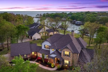 211 Sandpiper Drive