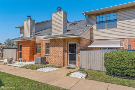 3636 Greenacres Place Drive
