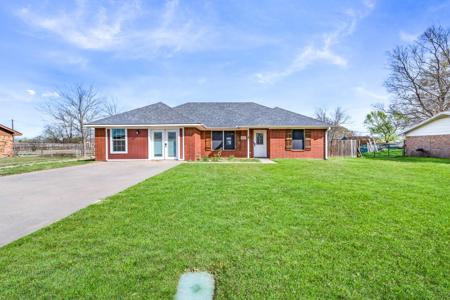 903 Amy Way