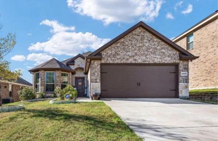 2909 Frio Road