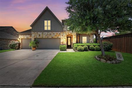 648 Willow Drive