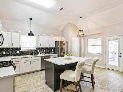610 Dove Creek Circle