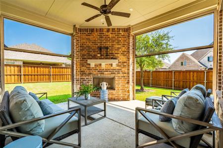 2753 Cromwell