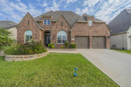 901 Longbranch Way