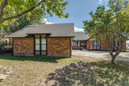 8725 Hidden Hill Drive