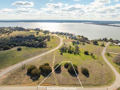 10079 Lakeview Court