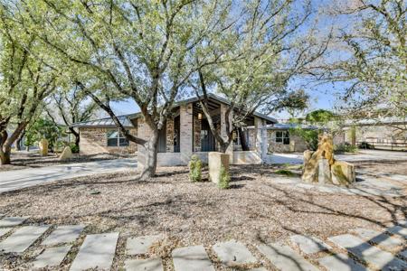 712 Squaw Creek Road