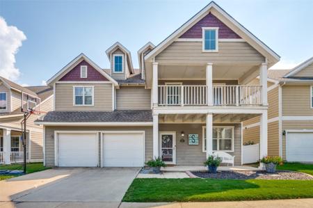 9812 Marthas Vineyard Circle
