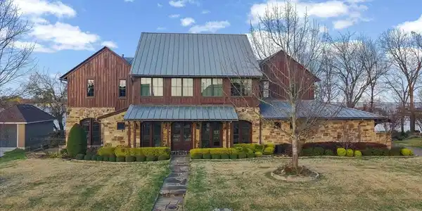 1173 The Shores Drive