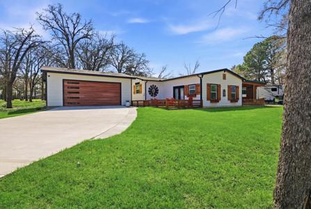 121 Kiowa Drive W