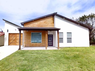 828 Indian Drive