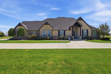 1201 E Iberian Court