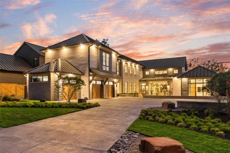 12133 W Lighthouse Lane