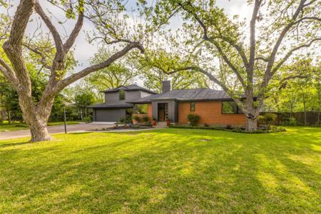 1404 El Campo Drive