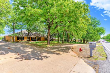 6212 Westover Drive