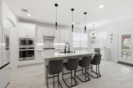 4126 Mountain Laurel Drive