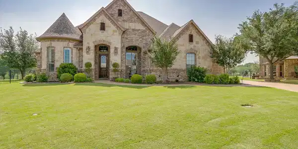 2401 Eagle Narrows Court