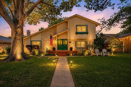 5225 Pensacola Drive