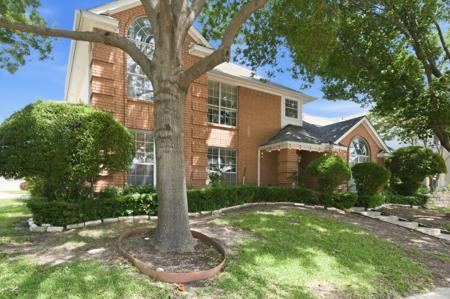 8461 Golf Club Circle